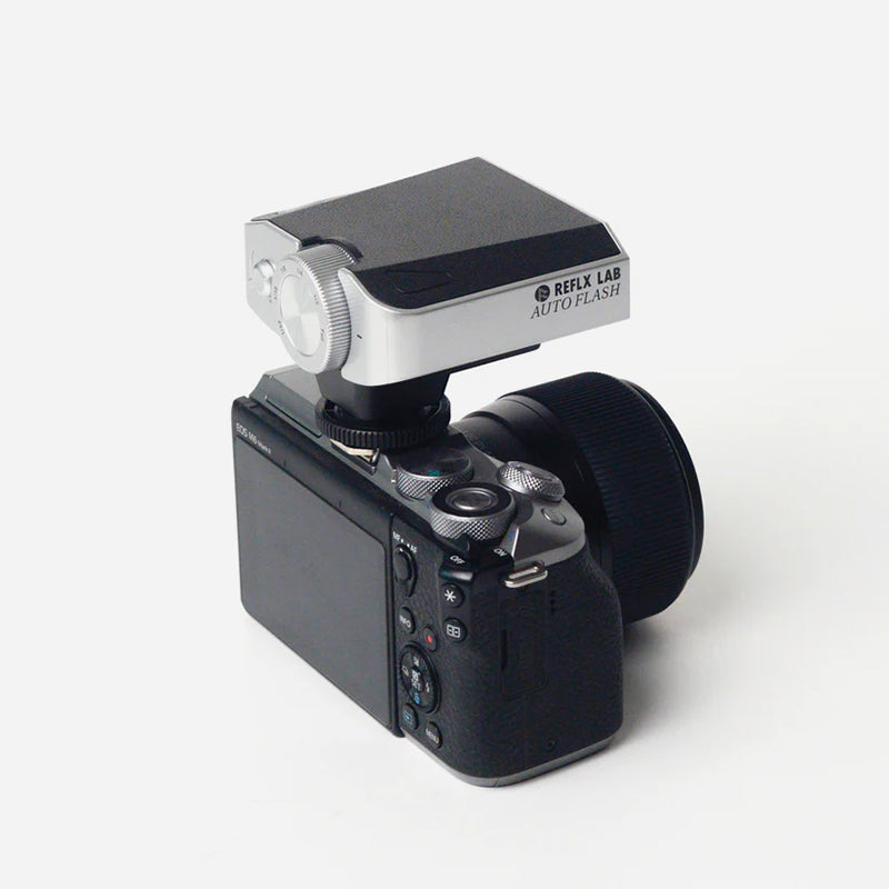 Reflx Lab - Auto Flash