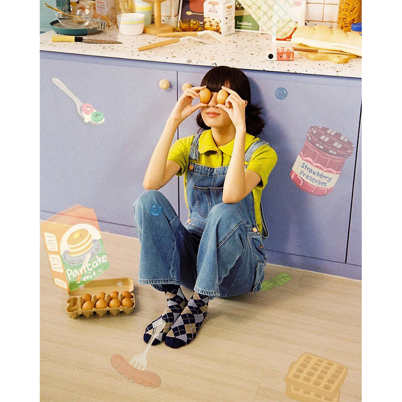 A girl has film - Breakfast Time 35mm Film