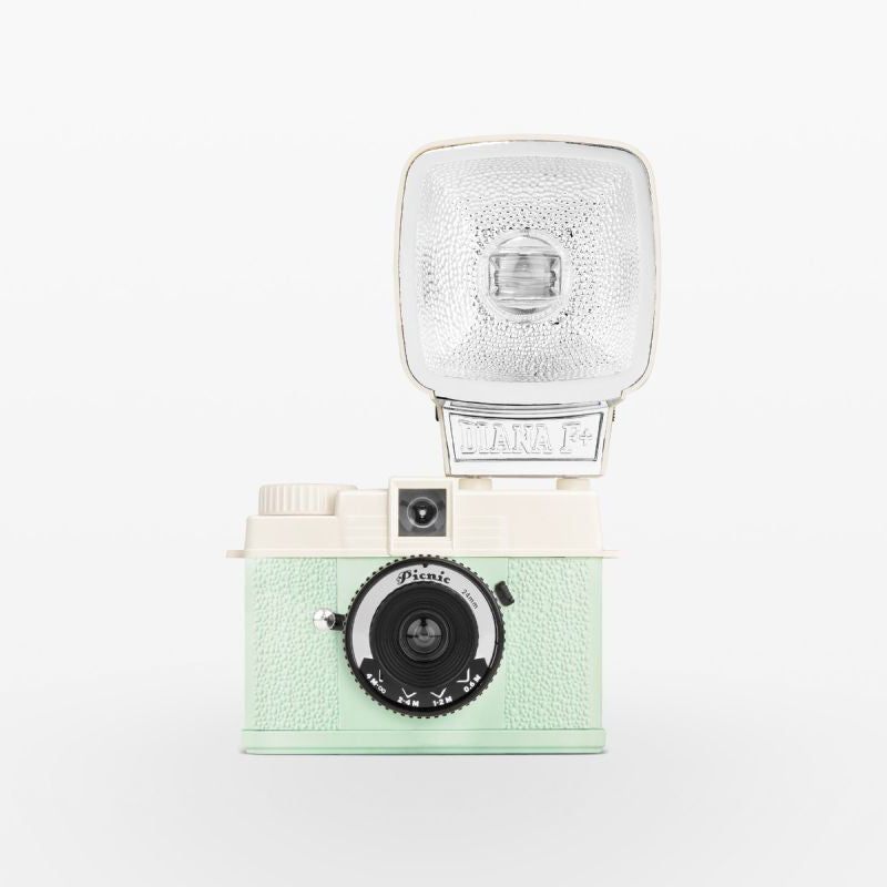 Lomography Lomourette Half-frame 35mm Camera (Picnic Edition)