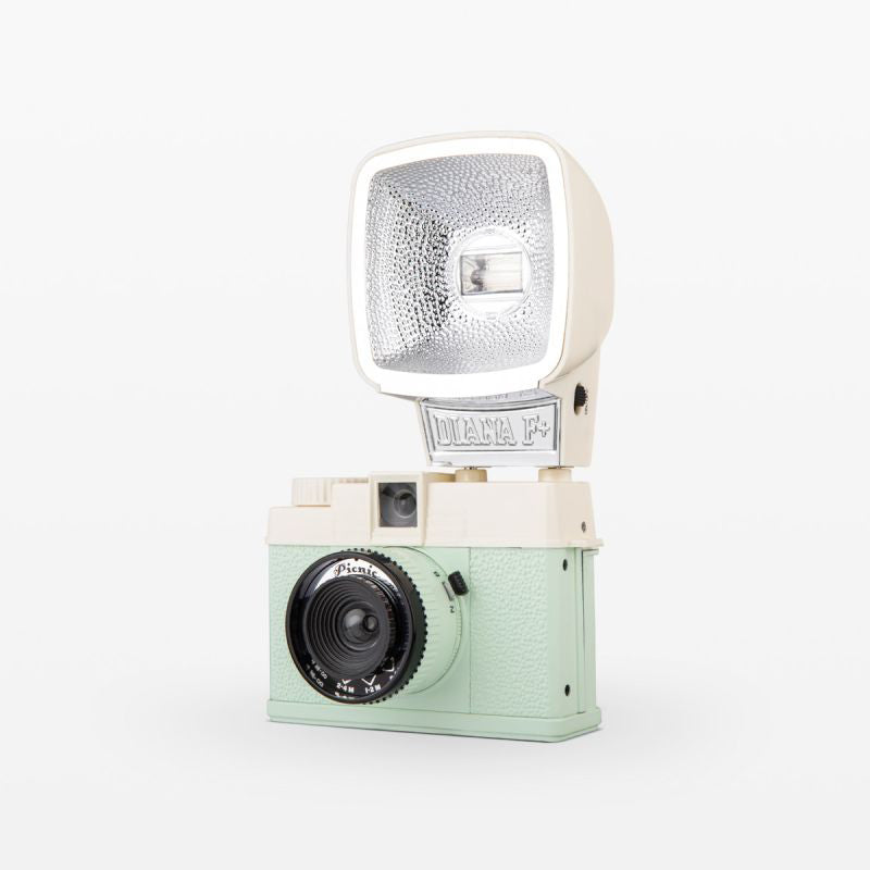 Lomography Lomourette Half-frame 35mm Camera (Picnic Edition)