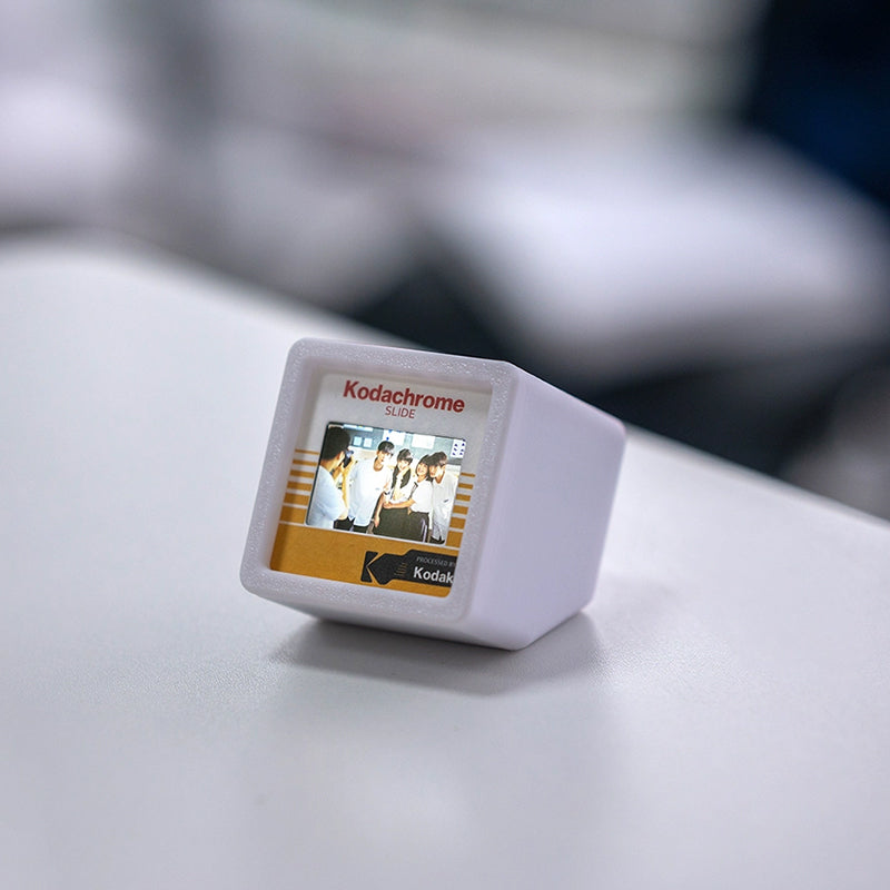 JiuRiJui - 35mm Mini Slide Viewer