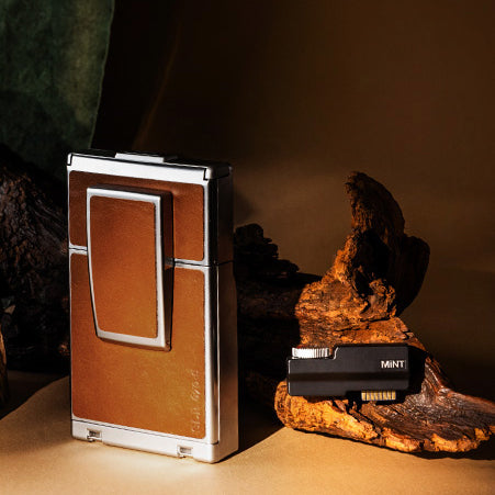 MiNT SLR670-S (Type i) Polaroid Camera