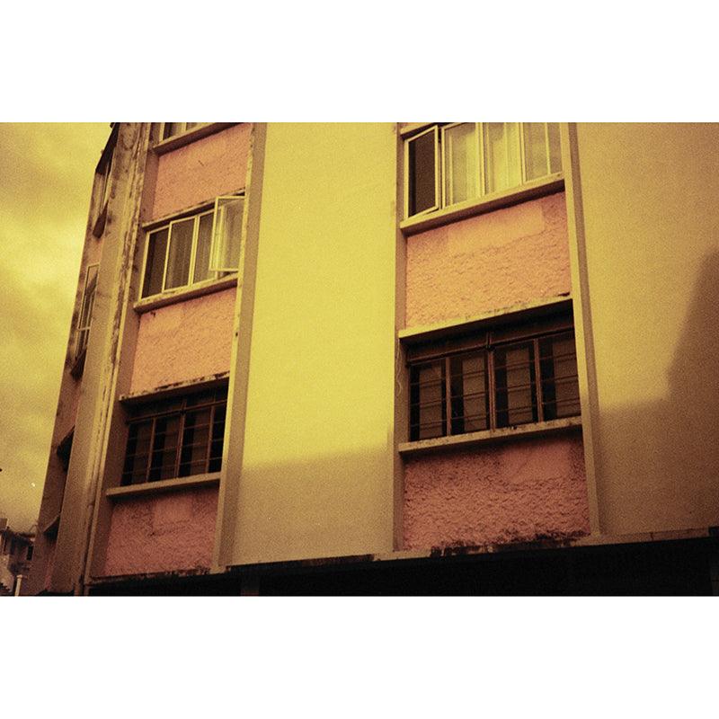 Hands on Film - Redscale 400 35mm Film - 8storeytree