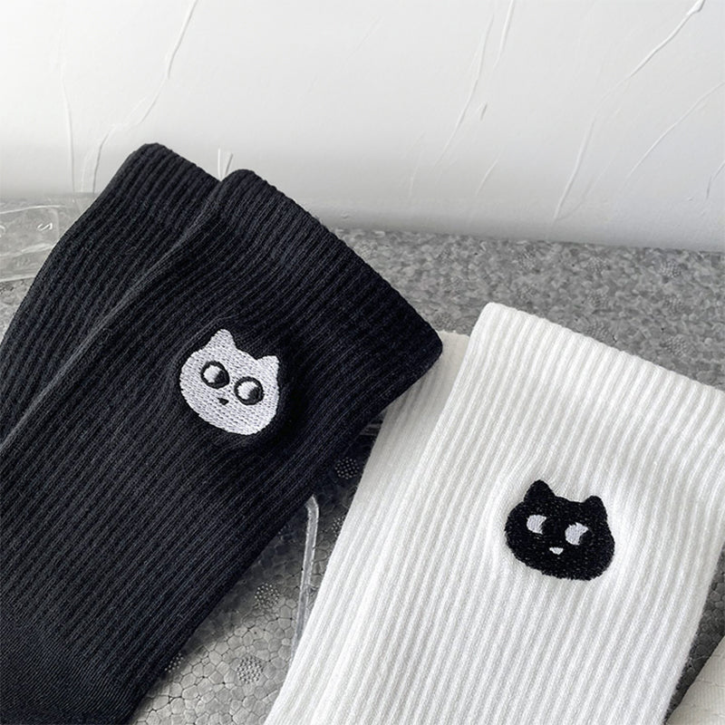Cute Cat Socks (Black & White)