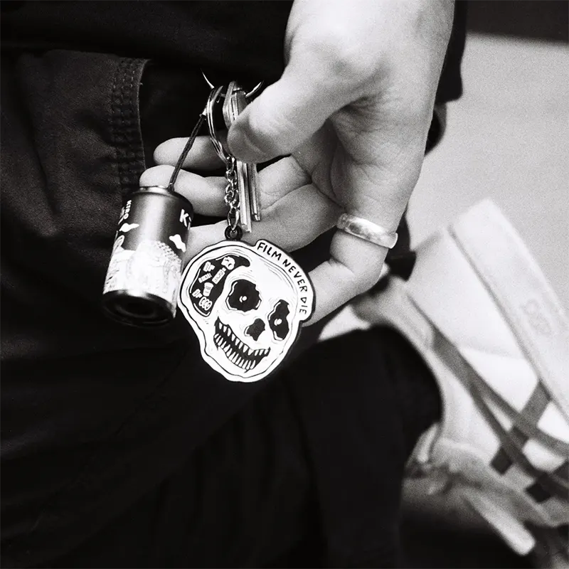 FilmNeverDie Metal Skull Keychain - 8storeytree