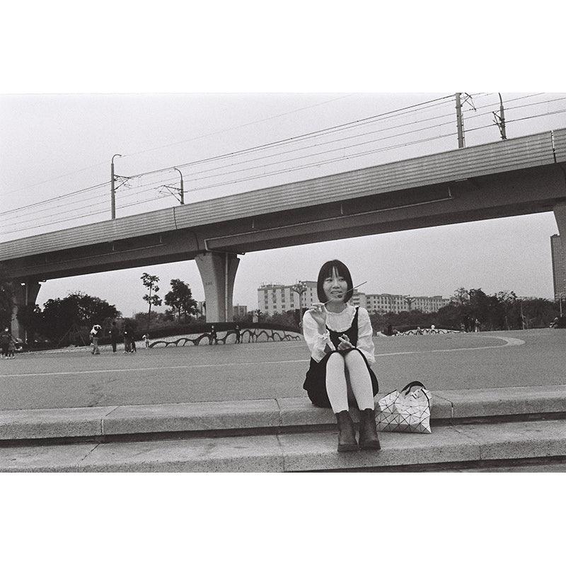 Reflx Lab - Pan400 Black & White 35mm film (Expiry 12/2023) - 8storeytree