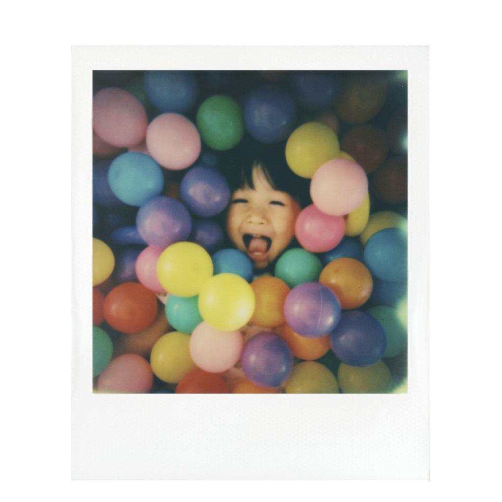 Color Polaroid Film for Polaroid 600 | Twin - 8storeytree