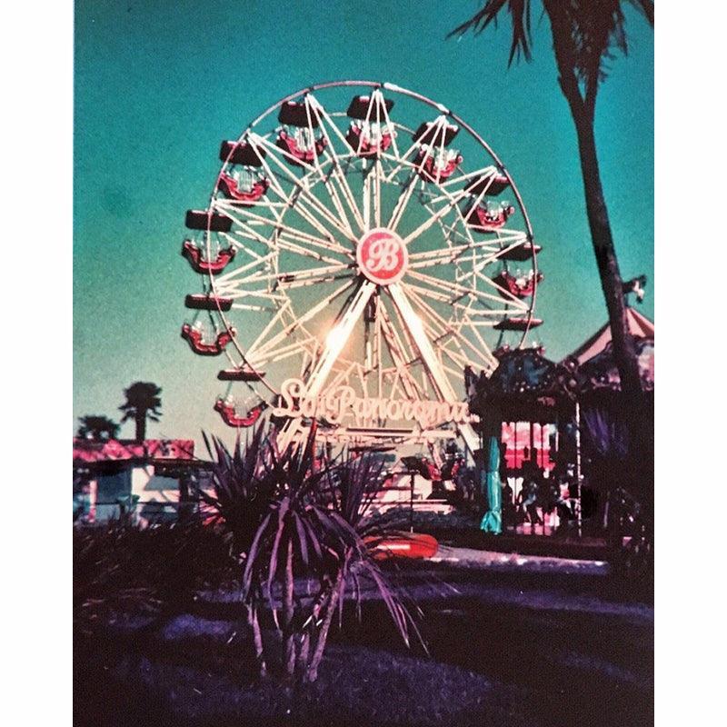 Lomography Simple Use Film Camera Lomochrome Purple (Saturday Edition) - 8storeytree