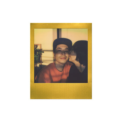 Polaroid Go Color Film Pack (16 Photos) - Golden Frame