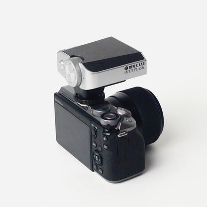 Reflx Lab - Auto Flash