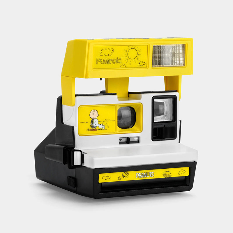 Retrospekt - Peanuts "Charlie Brown & Snoopy" Polaroid 600 Camera