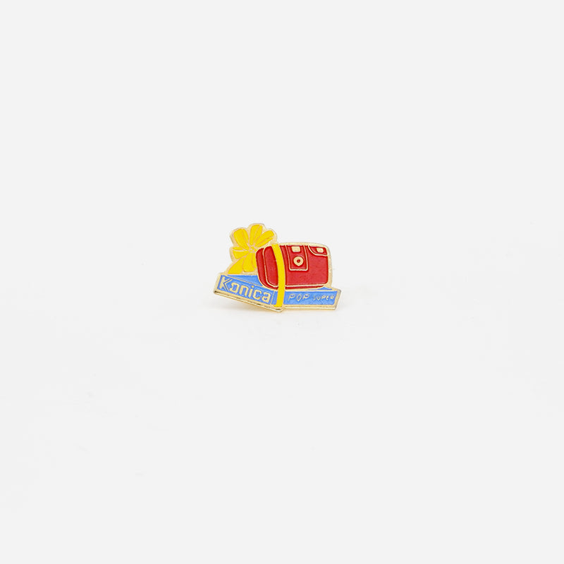 Vintage Camera / Film / Photography Pins (Vintage)