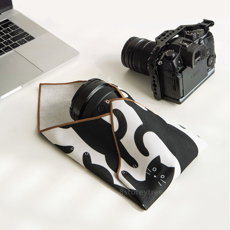 Camera Wrap Magic Cloth (Black Cat & Panda)