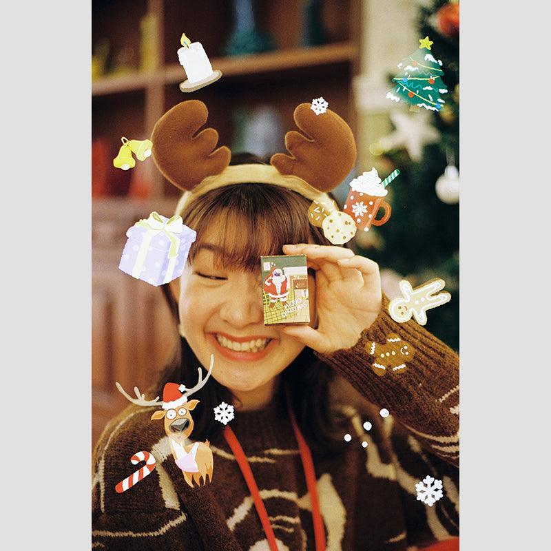 A girl has film - Christmas 35mm Film - 8storeytree