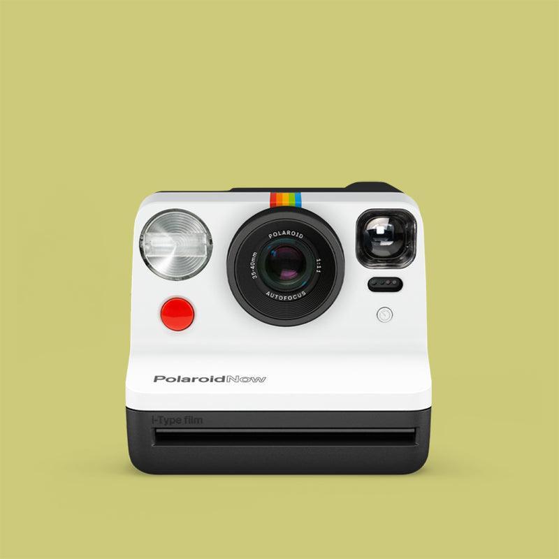 Polaroid Now i-Type Instant Camera - Black & White - 8storeytree