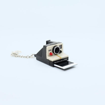 World’s Coolest Polaroid Keychain (OneStep) - 8storeytree